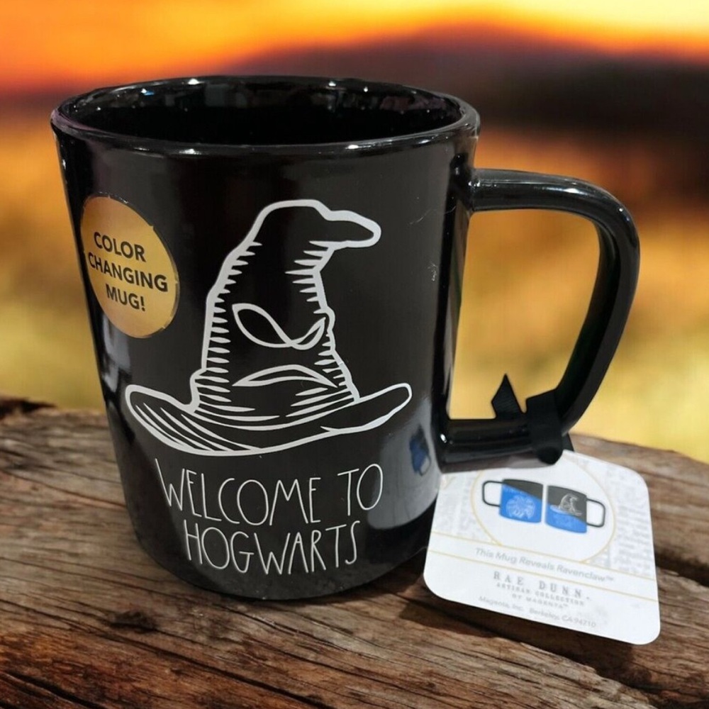 Rae Dunn Black Color-Changing Welcome to Hogwarts Mug